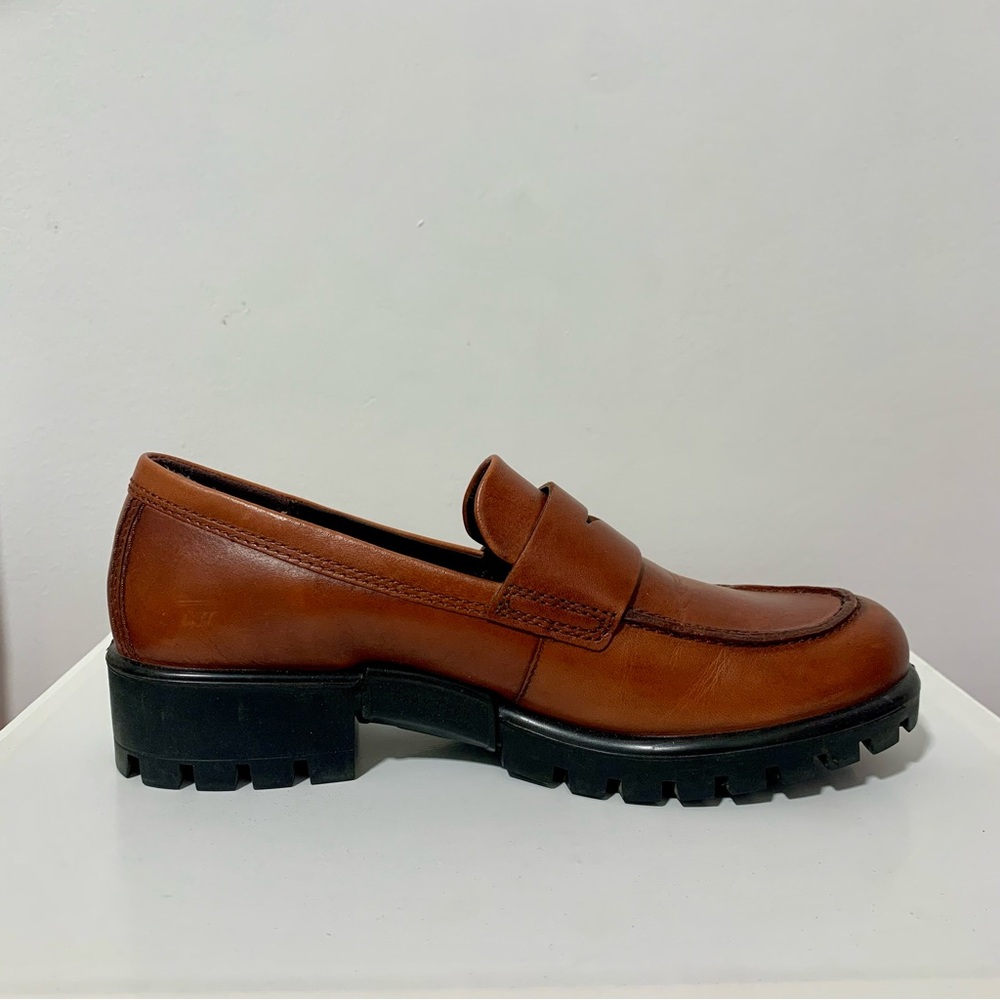 Women’s ECCO Brown Leather Loafers